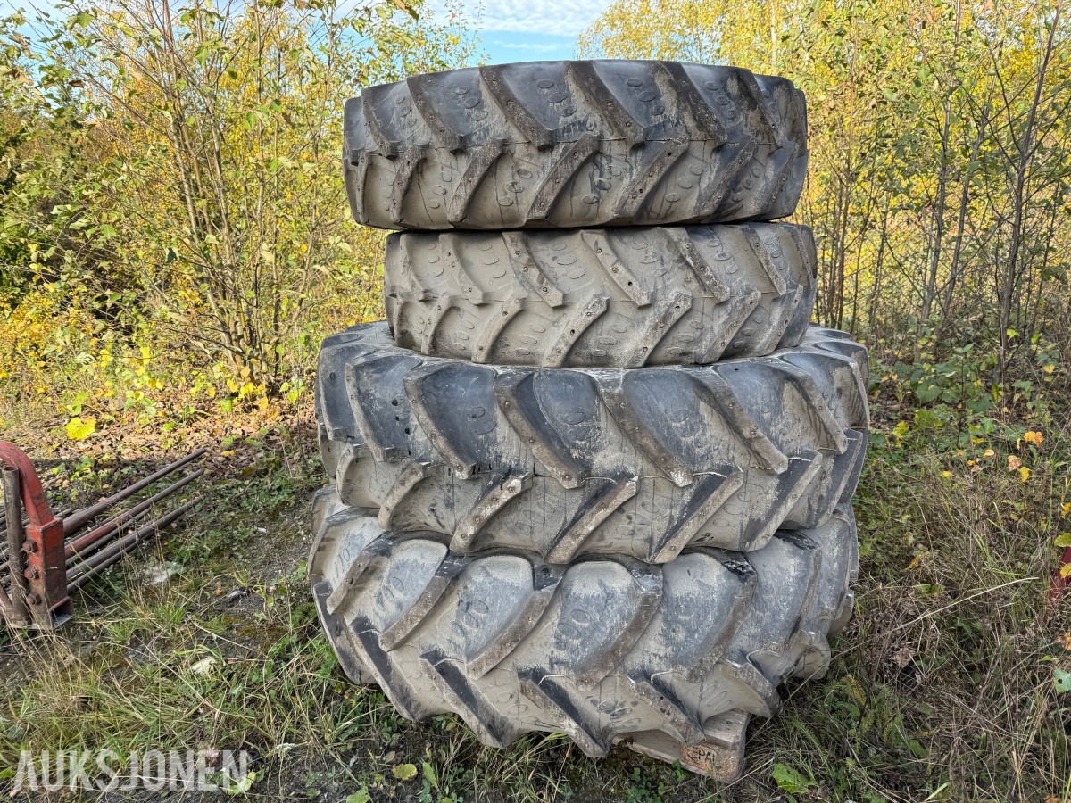 4 Komplette hjul-Passer til John deere 6410