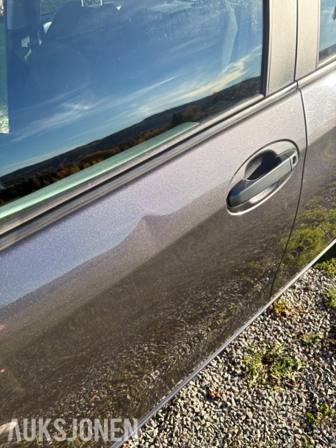 2014 Toyota Yaris *INGEN MINSTEPRIS* Automat, Reparasjonsobjekt