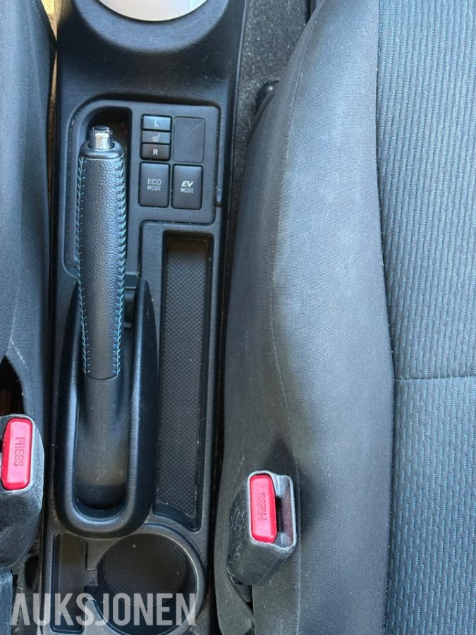 2014 Toyota Yaris *INGEN MINSTEPRIS* Automat, Reparasjonsobjekt