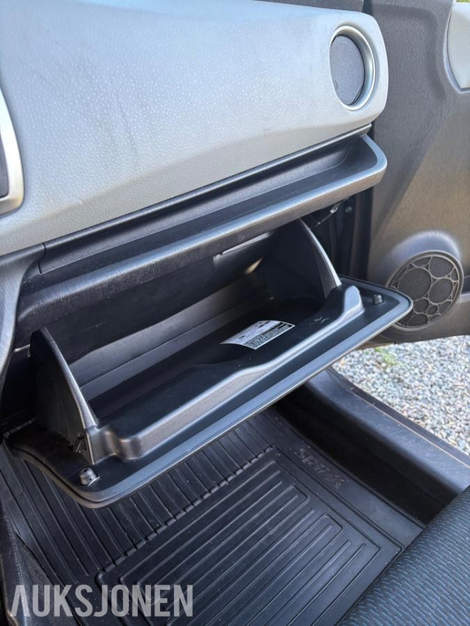 2014 Toyota Yaris *INGEN MINSTEPRIS* Automat, Reparasjonsobjekt