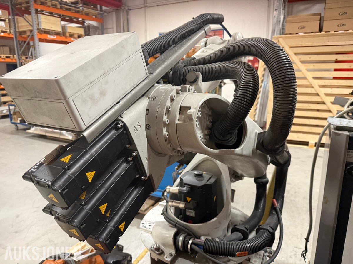 2013 Robot GmbH KR 16-C2