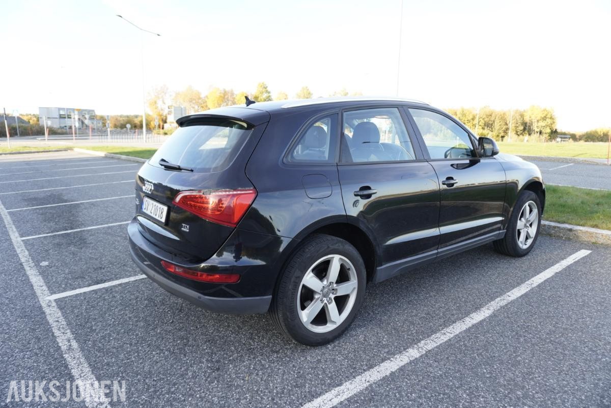 2012 Audi Q5  2.0 170hk  QUATTRO skinnseter hengerfeste s+v dekk         117411km