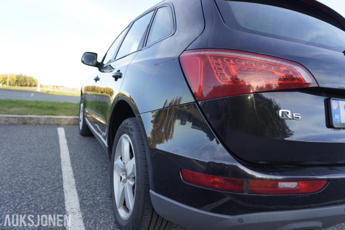 2012 Audi Q5  2.0 170hk  QUATTRO skinnseter hengerfeste s+v dekk         117411km