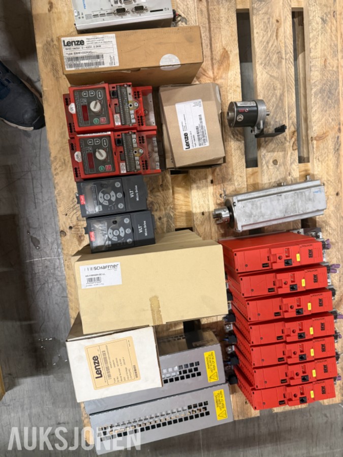 1 Parti med dvs komponenter-Se bilder