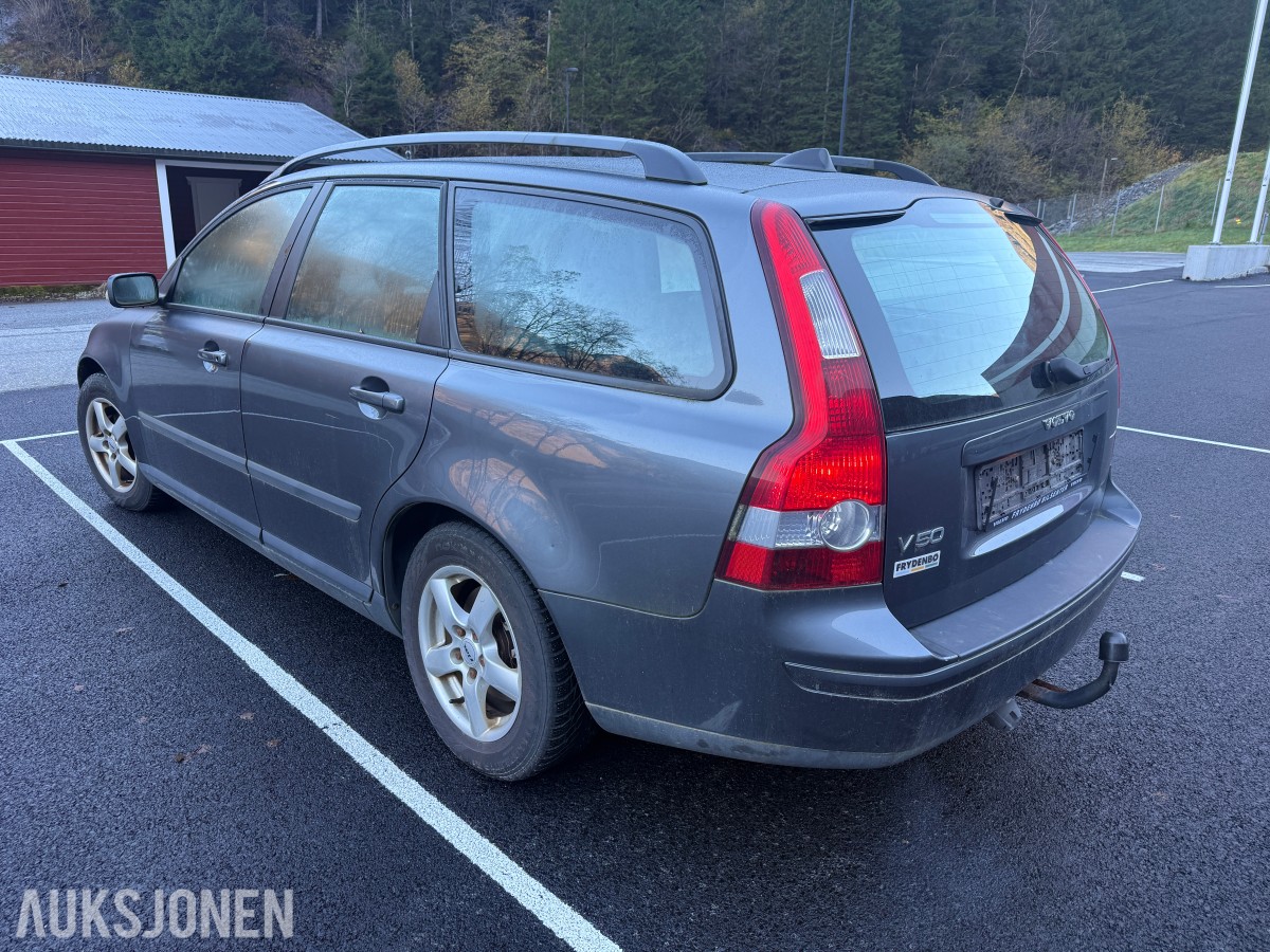 2005 Volvo V50 1.6-109 D, 200900km - Rep.objekt