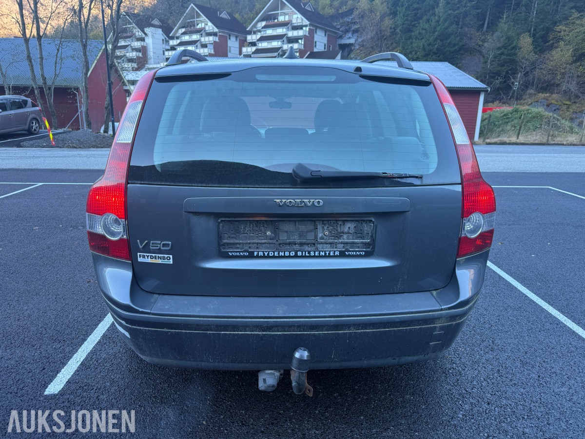 2005 Volvo V50 1.6-109 D, 200900km - Rep.objekt