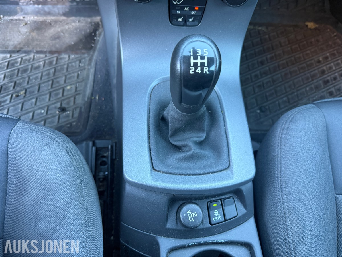 2005 Volvo V50 1.6-109 D, 200900km - Rep.objekt