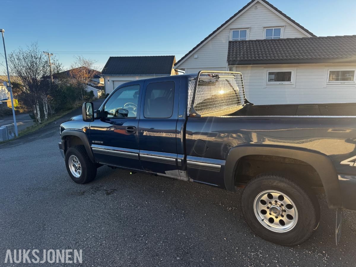 2002 Chevrolet Silverado, SILVERADO 6.6-305 D 4X4, 383000km