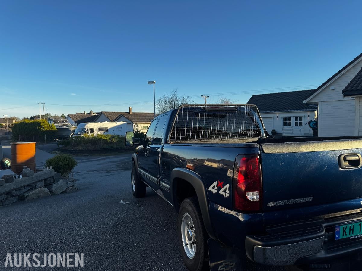 2002 Chevrolet Silverado, SILVERADO 6.6-305 D 4X4, 383000km