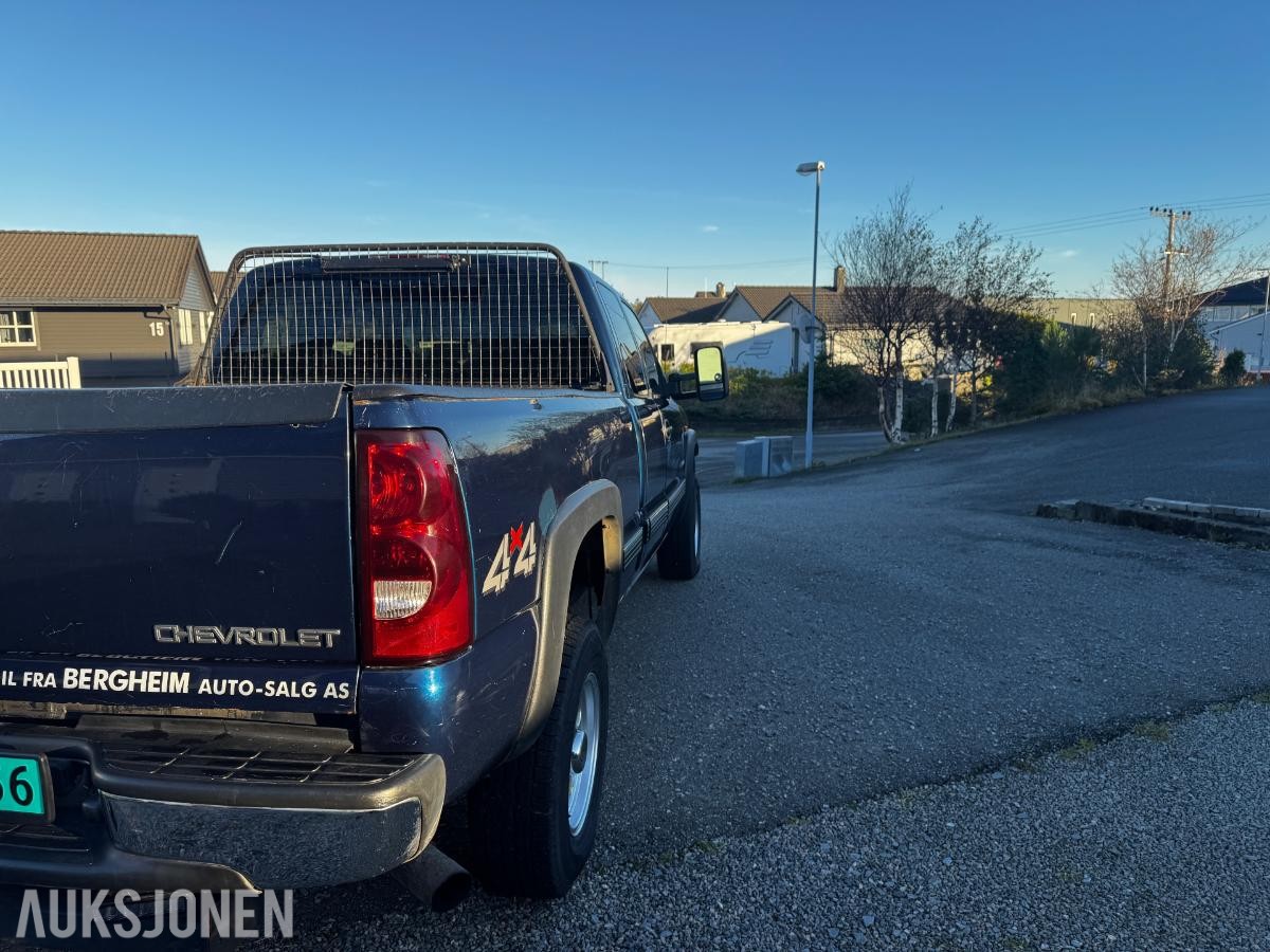 2002 Chevrolet Silverado, SILVERADO 6.6-305 D 4X4, 383000km