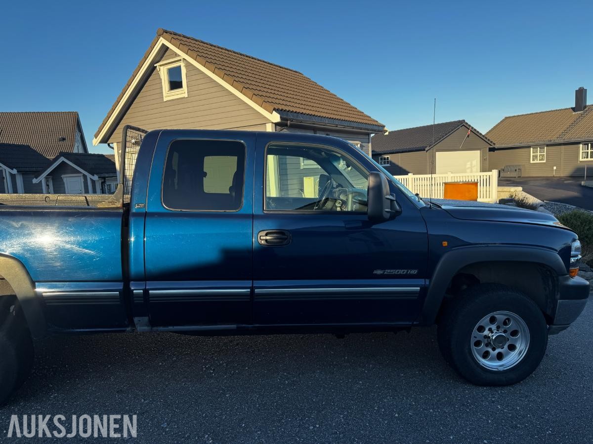 2002 Chevrolet Silverado, SILVERADO 6.6-305 D 4X4, 383000km