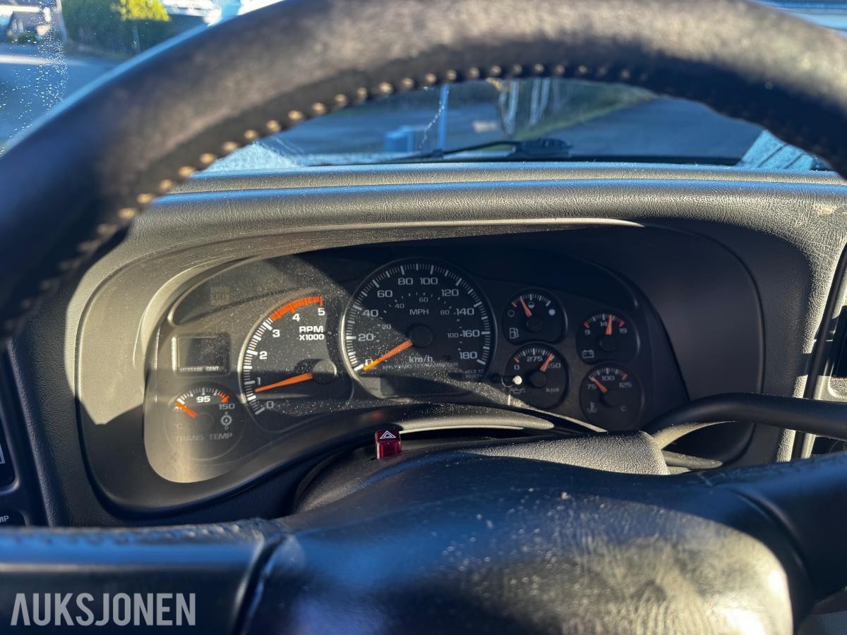 2002 Chevrolet Silverado, SILVERADO 6.6-305 D 4X4, 383000km