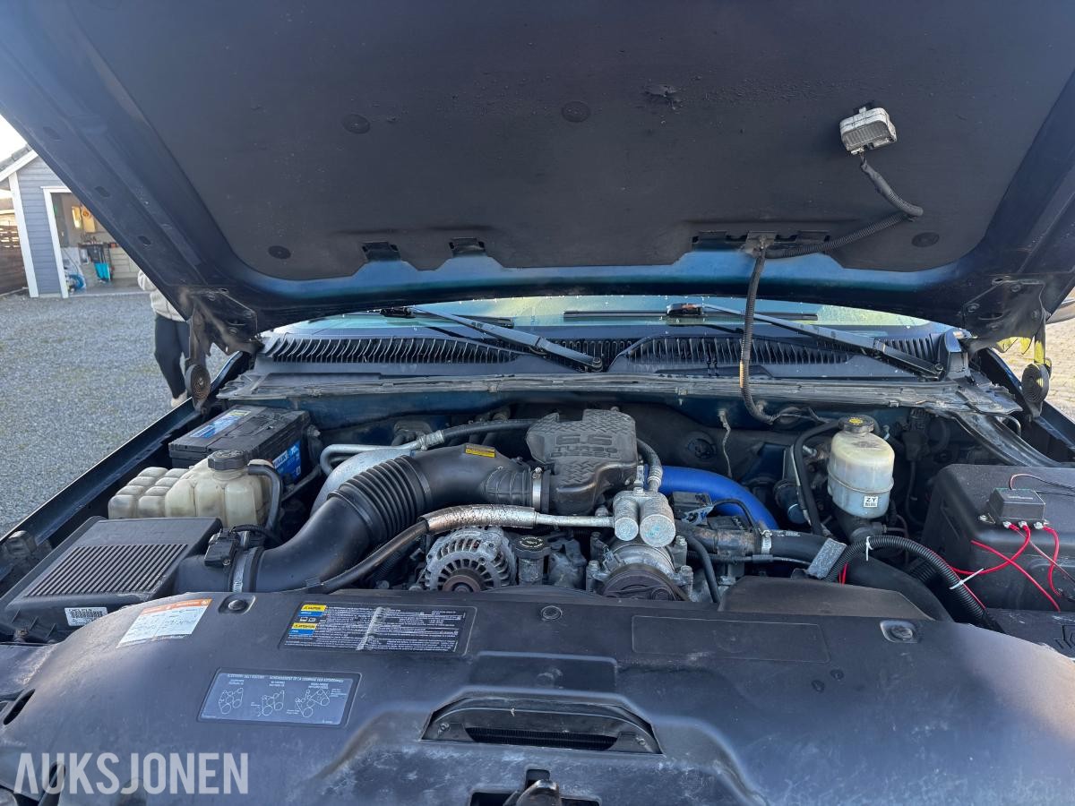 2002 Chevrolet Silverado, SILVERADO 6.6-305 D 4X4, 383000km