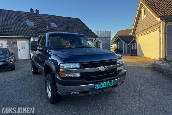 2002 Chevrolet Silverado, SILVERADO 6.6-305 D 4X4, 383000km
