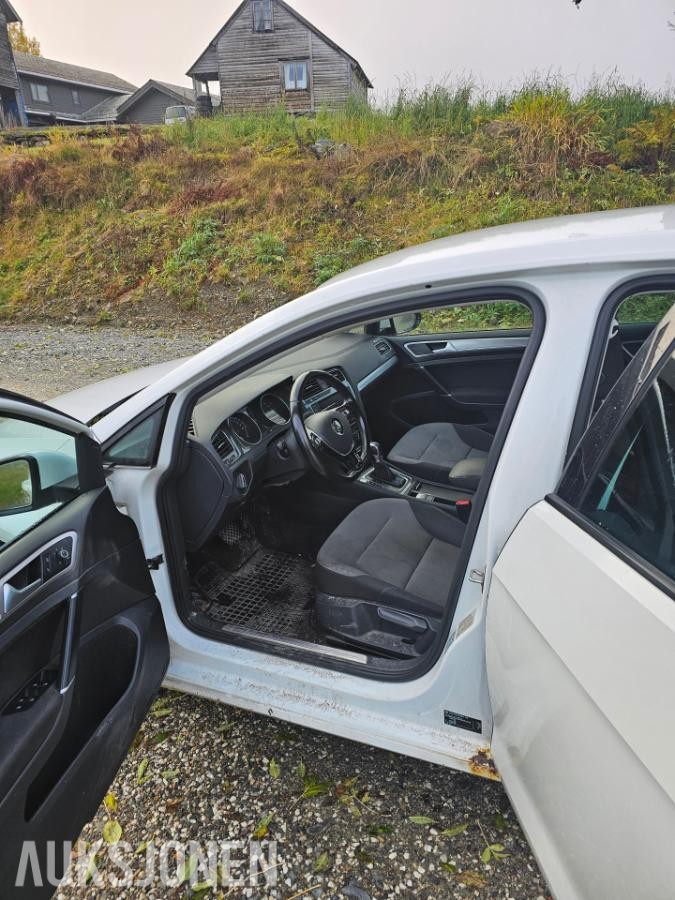 2015 Volkswagen E-Golf Adaptiv cruisekontroll, Ryggekamera, Navigasjon