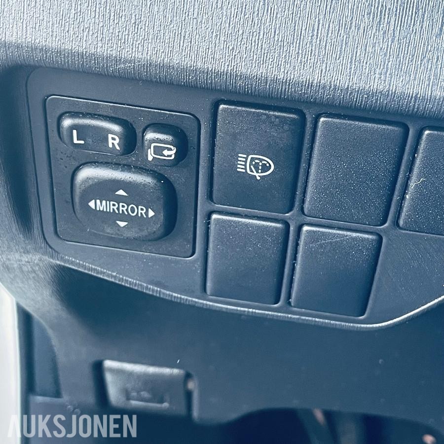 2014 TOYOTA PRIUS 1.8 HYBRID 136HK ADAPTIV CRUISEKONTROLL RYGGEKAMERA