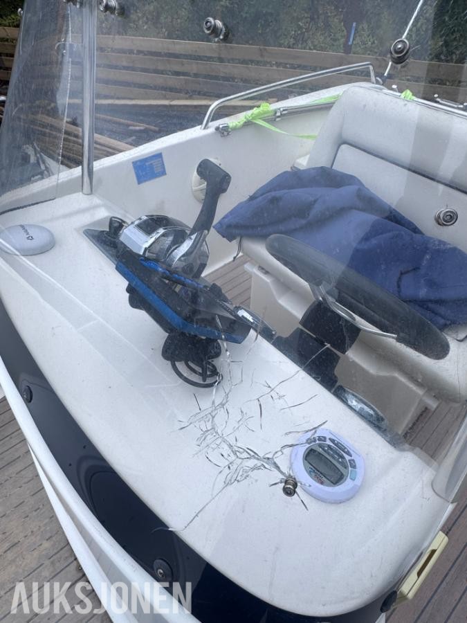2007 Uttern S52 Exclusive – 17 fot – 75 hk Mercury – 678 timer