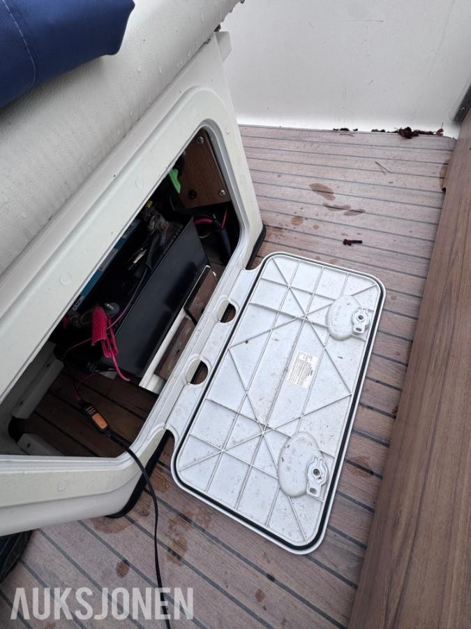 2007 Uttern S52 Exclusive – 17 fot – 75 hk Mercury – 678 timer