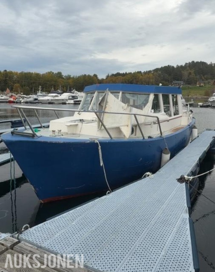 35 fot kystcruiser, med perkins 6 motor.