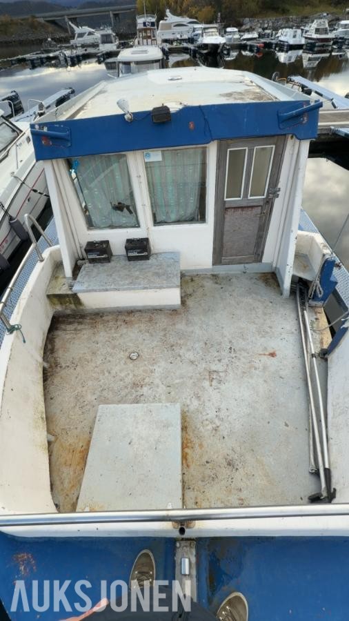 35 fot kystcruiser, med perkins 6 motor.