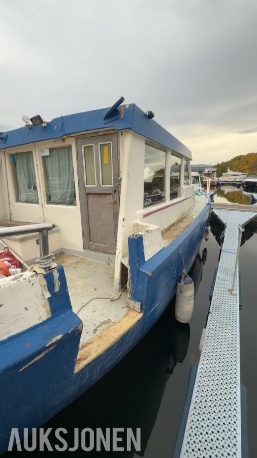 35 fot kystcruiser, med perkins 6 motor.