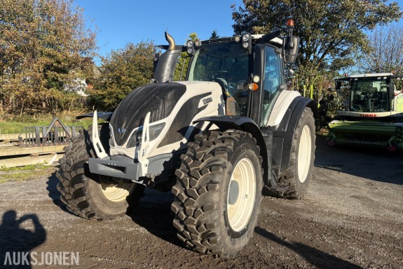 2017 Valtra T174