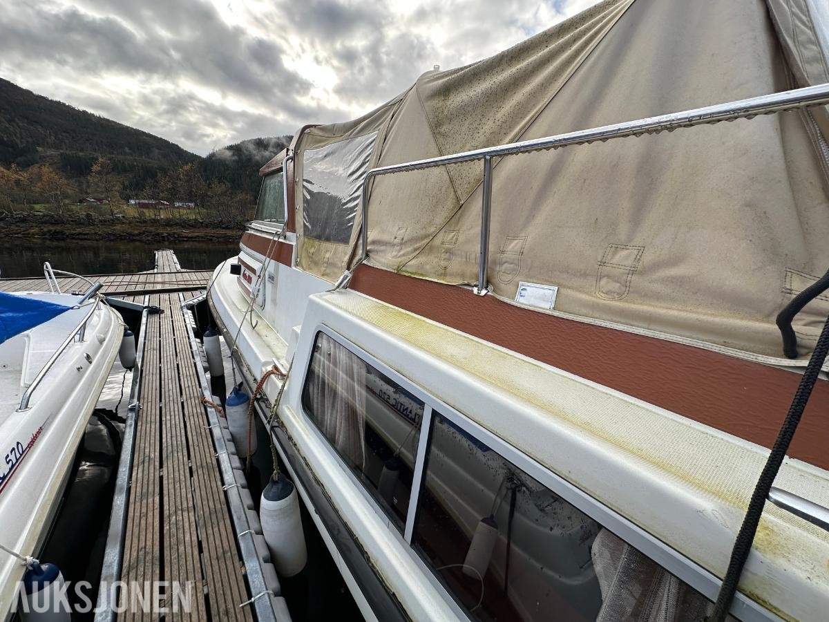 1983 Neptim 8000 | 26fot | fritidsbåt