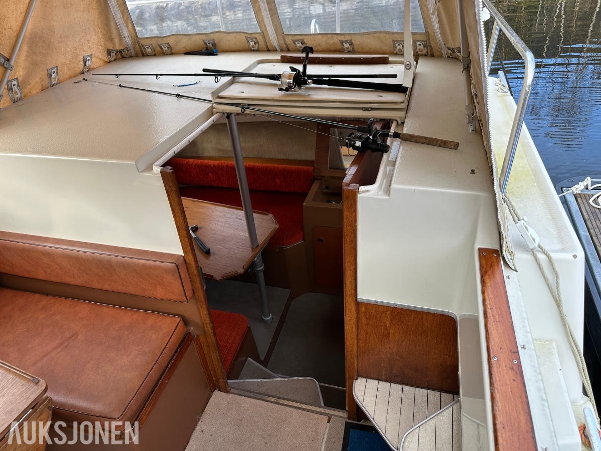 1983 Neptim 8000 | 26fot | fritidsbåt