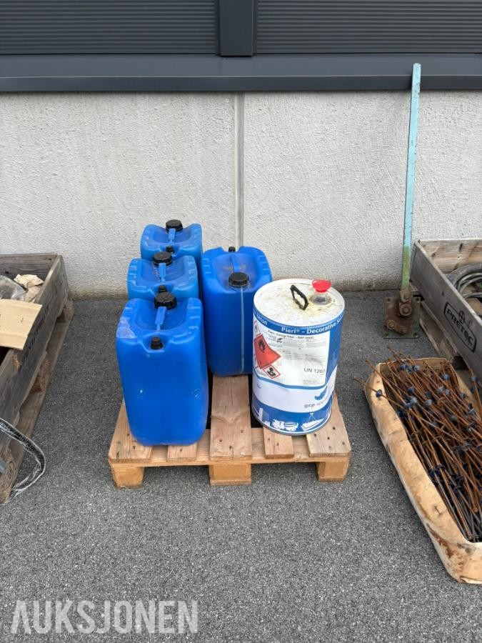 Diverse utstyr for betongentreprenør Forbruksmateriell og verktøy/måleutstyr