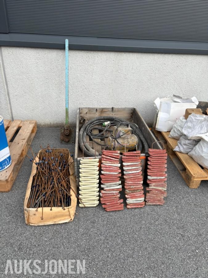 Diverse utstyr for betongentreprenør Forbruksmateriell og verktøy/måleutstyr