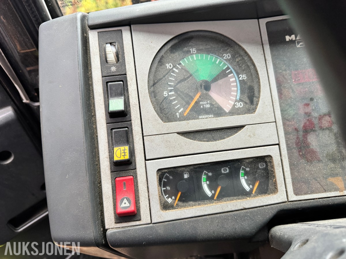 2001 MAN LE160C planbil med tipp