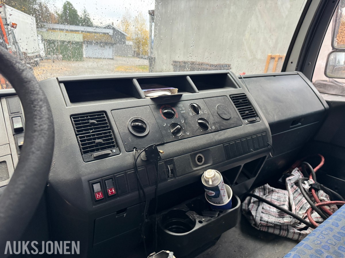 2001 MAN LE160C planbil med tipp