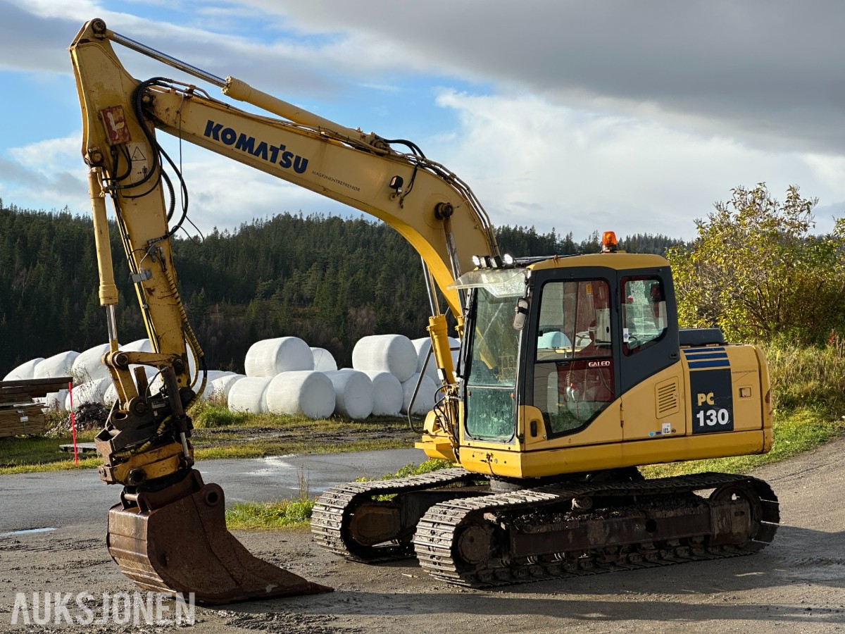 2004 Komatsu PC130-7K gravemaskin /beltegraver