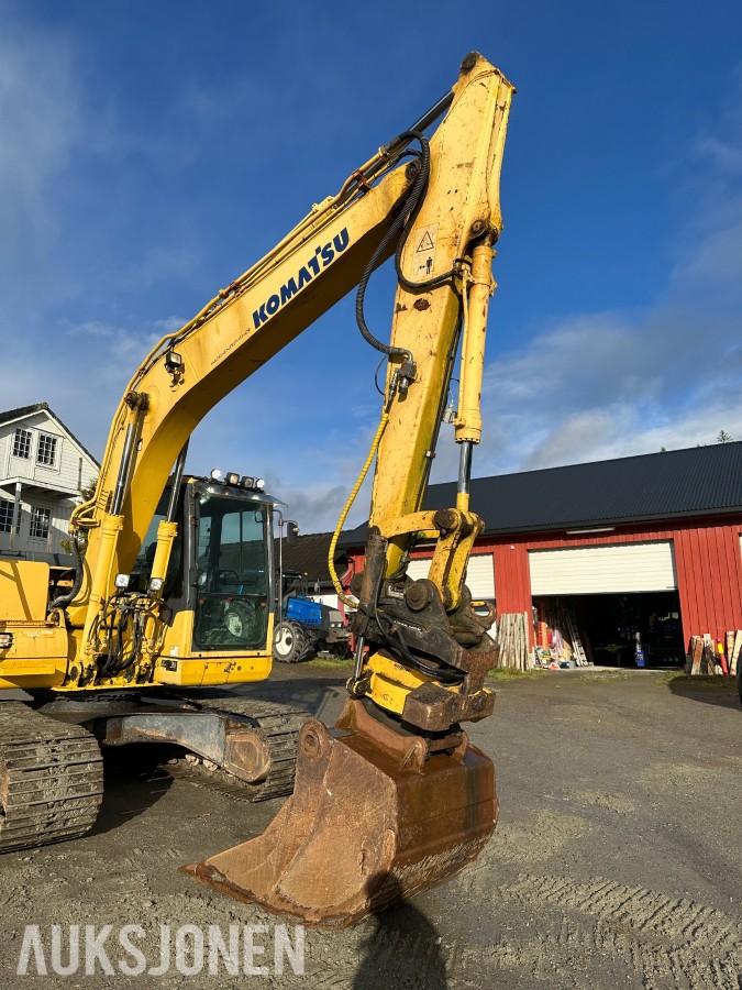 2004 Komatsu PC130-7K gravemaskin /beltegraver