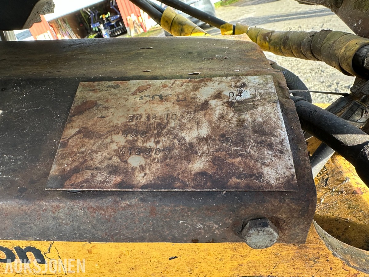 2004 Komatsu PC130-7K gravemaskin /beltegraver
