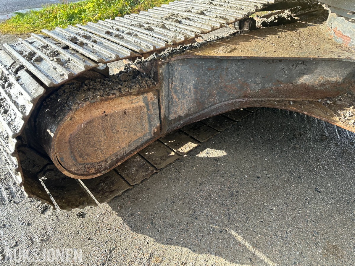 2004 Komatsu PC130-7K gravemaskin /beltegraver