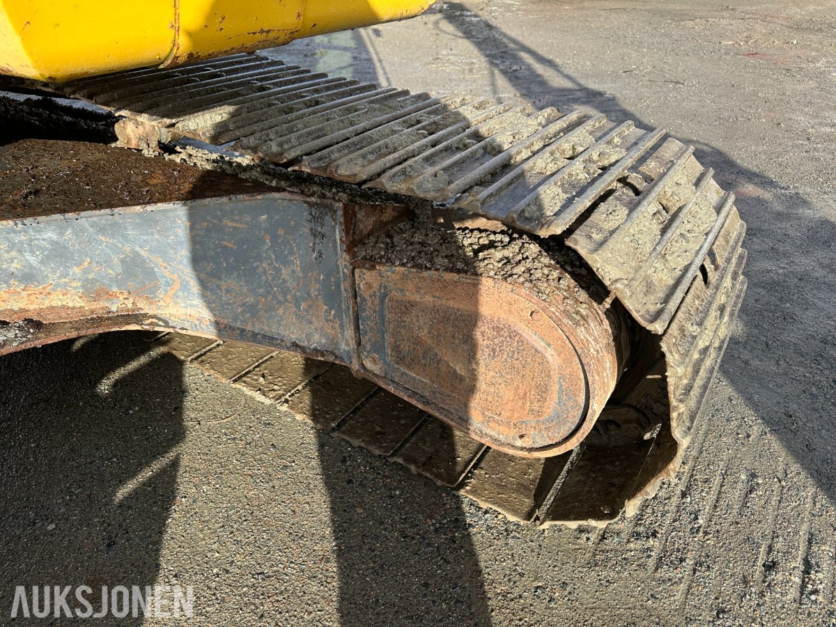 2004 Komatsu PC130-7K gravemaskin /beltegraver