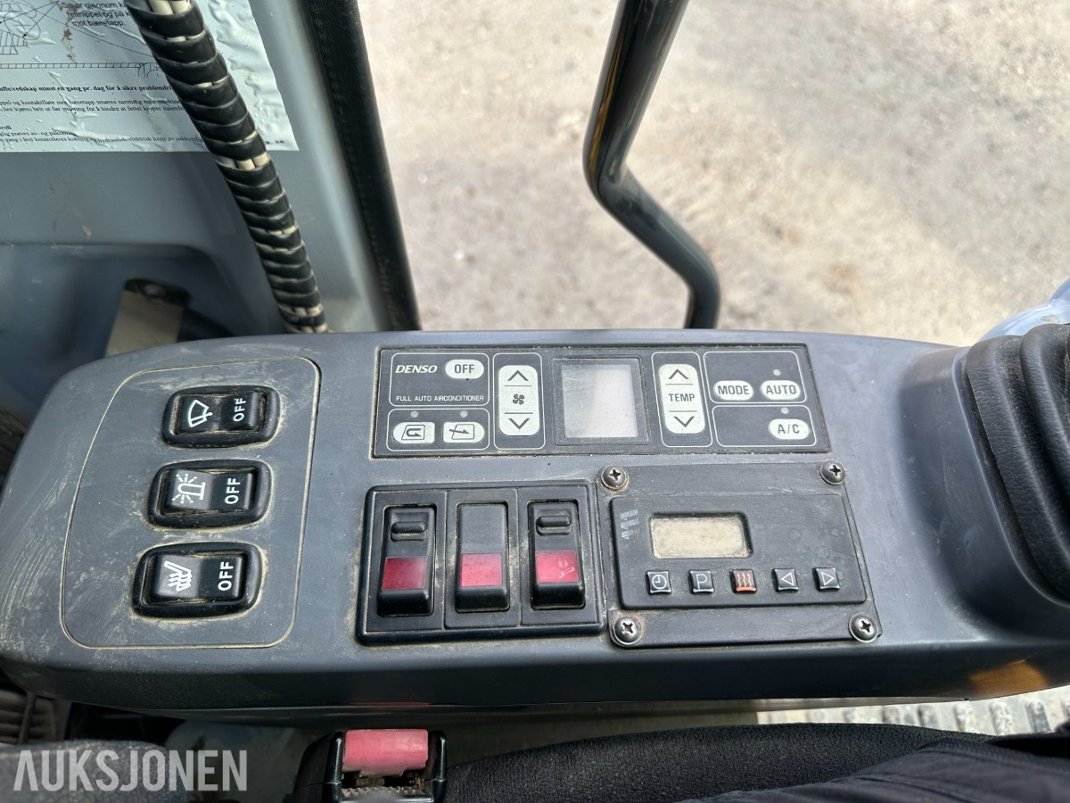 2004 Komatsu PC130-7K gravemaskin /beltegraver