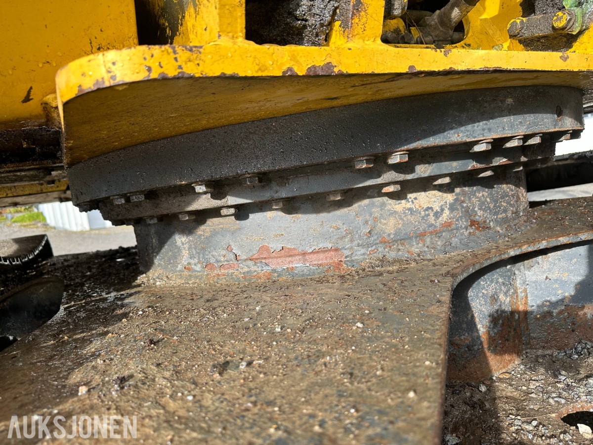 2004 Komatsu PC130-7K gravemaskin /beltegraver