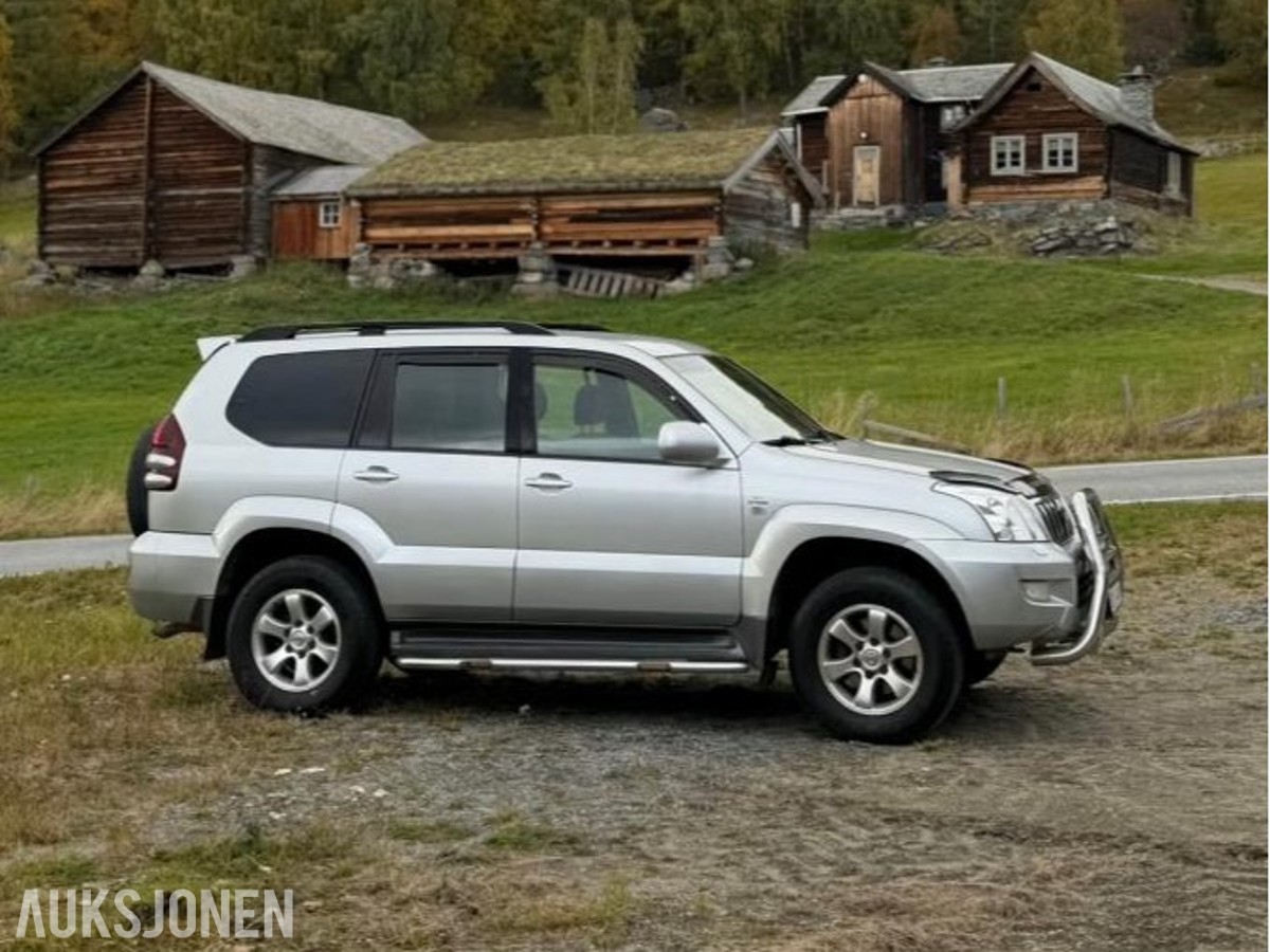 2003 Toyota Land Cruiser 3.0 Diesel 163hk 4WD Automat, Hengerfeste