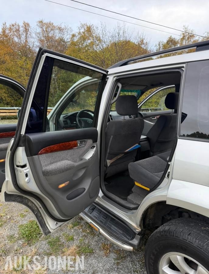 2003 Toyota Land Cruiser 3.0 Diesel 163hk 4WD Automat, Hengerfeste