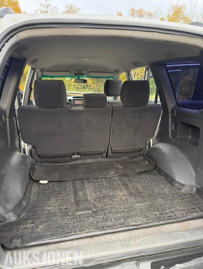 2003 Toyota Land Cruiser 3.0 Diesel 163hk 4WD Automat, Hengerfeste