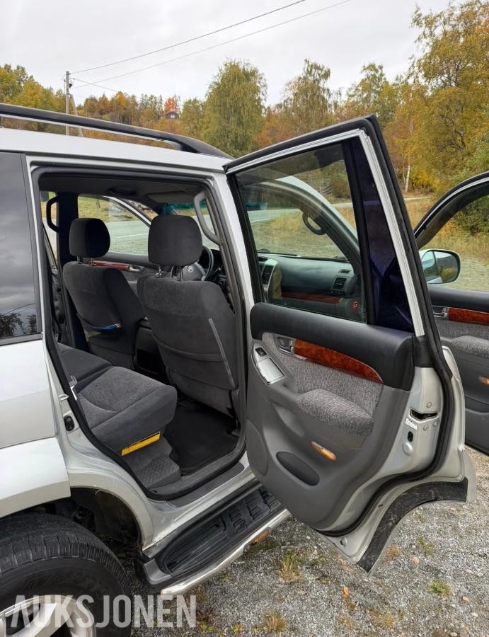 2003 Toyota Land Cruiser 3.0 Diesel 163hk 4WD Automat, Hengerfeste