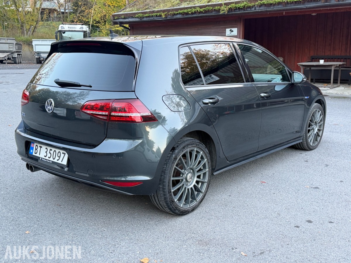 2016 VOLKSWAGEN GOLF GTE HENGERFESTE SKINN KEYLESS VARMER KAMERA ADAPTIV CRUISE