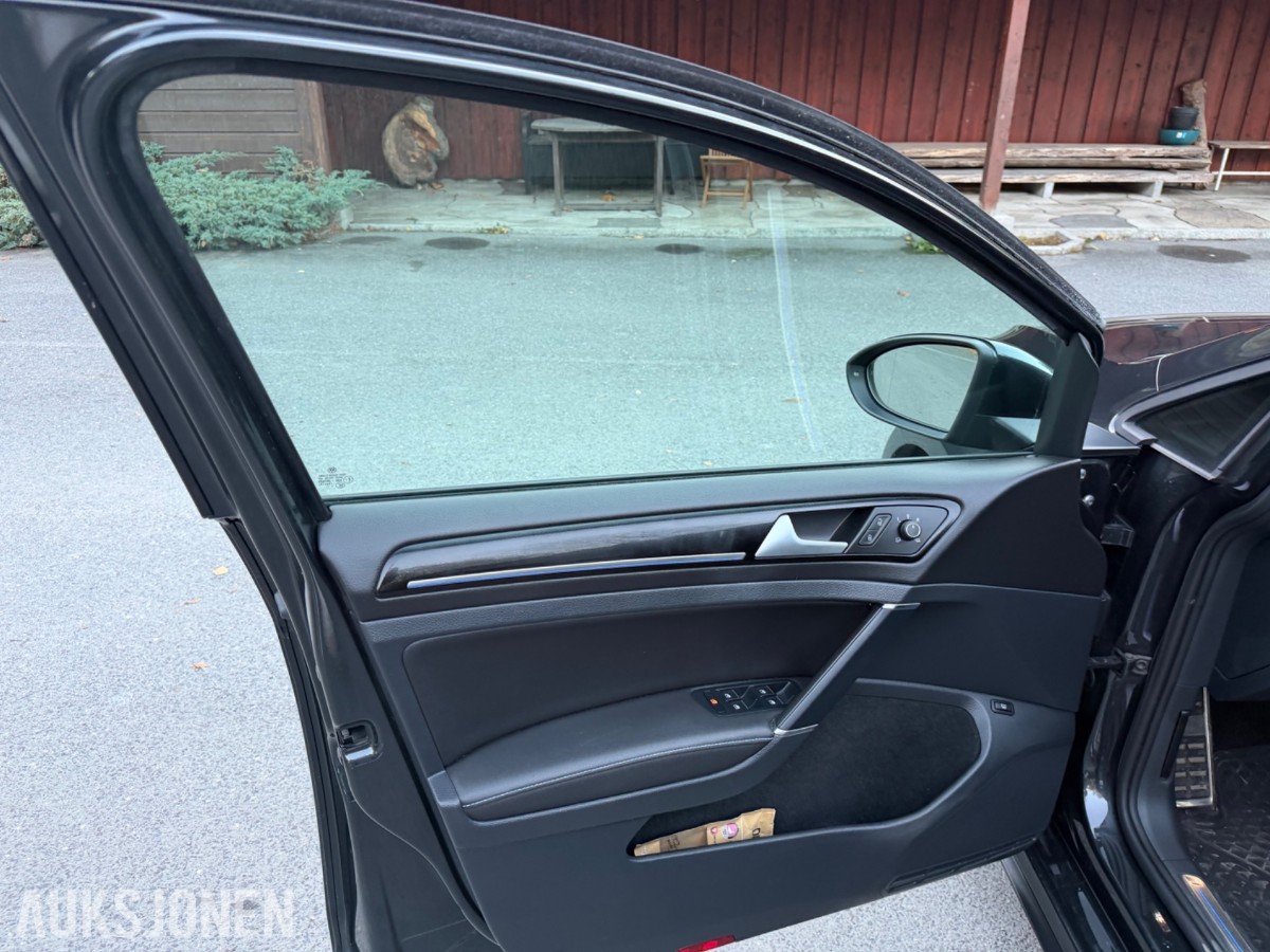 2016 VOLKSWAGEN GOLF GTE HENGERFESTE SKINN KEYLESS VARMER KAMERA ADAPTIV CRUISE