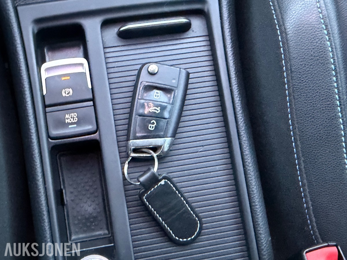 2016 VOLKSWAGEN GOLF GTE HENGERFESTE SKINN KEYLESS VARMER KAMERA ADAPTIV CRUISE