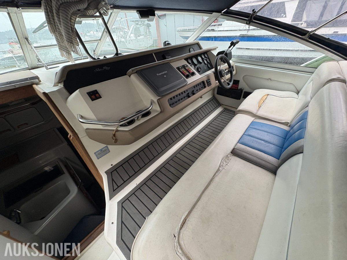 1990 Sea Ray Sundancer 310