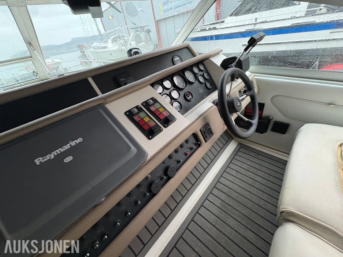 1990 Sea Ray Sundancer 310