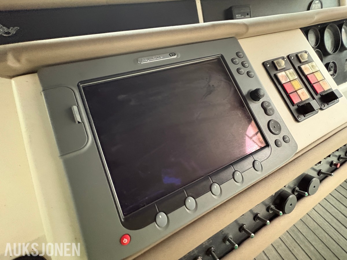 1990 Sea Ray Sundancer 310