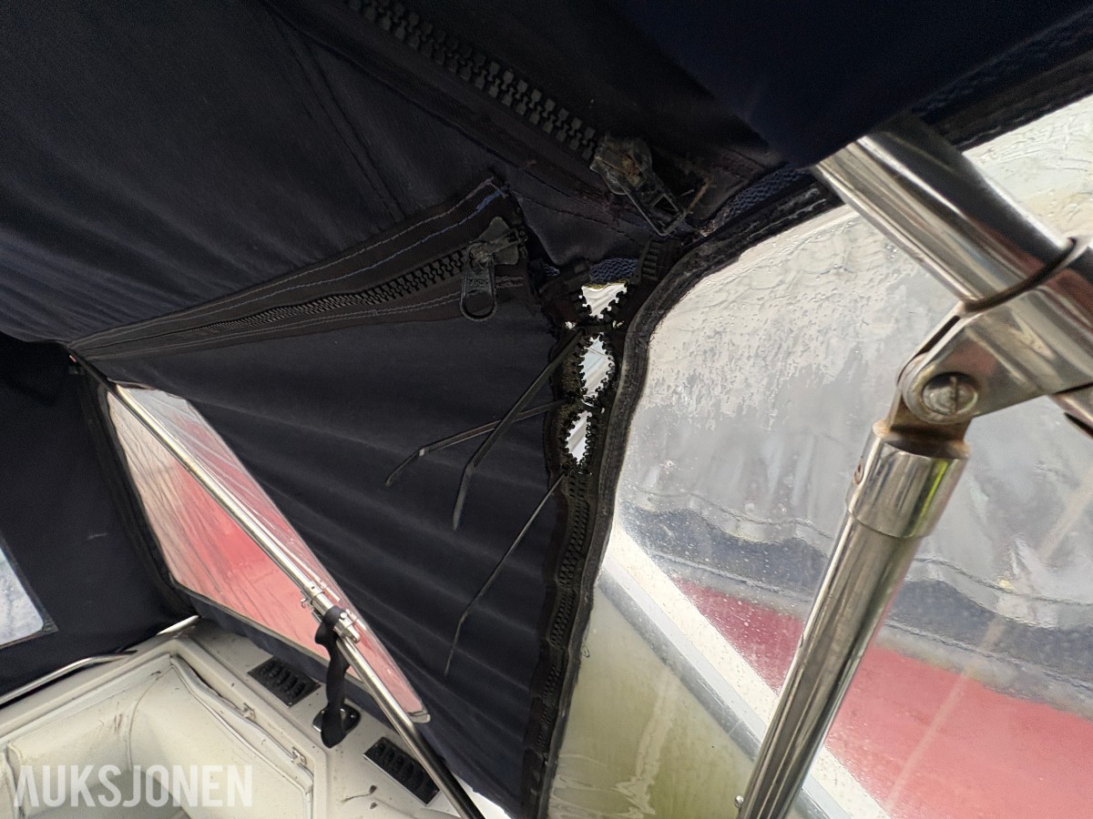 1990 Sea Ray Sundancer 310